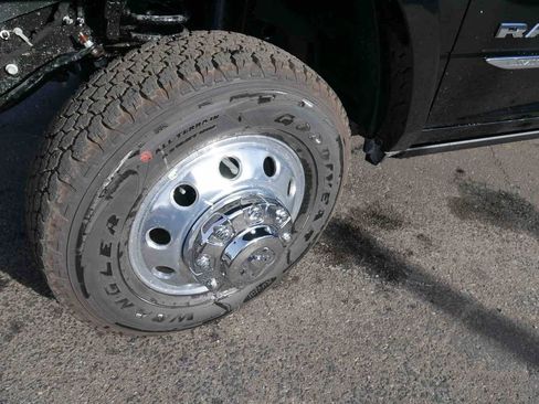 New 2026 RAM 3500 Limited image 15