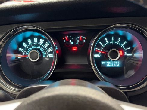 Used 2013 Ford Mustang Coupe image 21