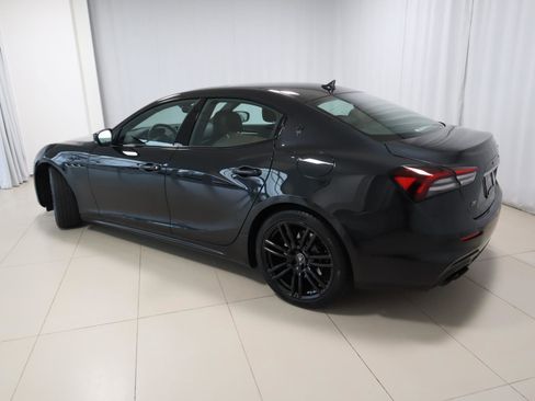 Used 2022 Maserati Ghibli Modena Q4 image 3