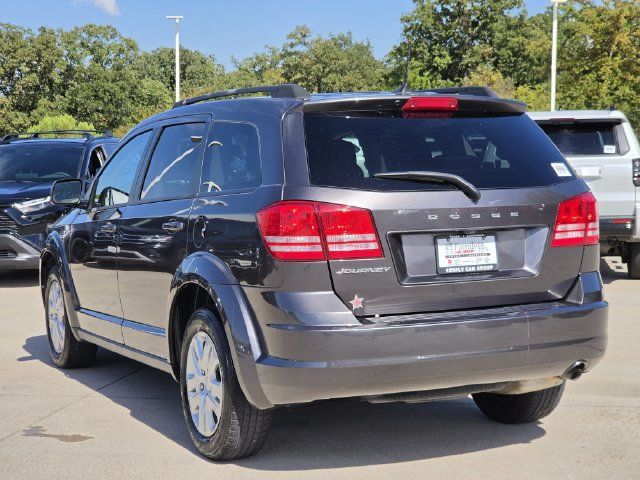 Used 2018 Dodge Journey SE w/ Connectivity Group FWD image 3