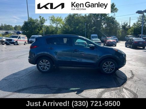 Certified 2022 Kia Sportage Nightfall Edition w/ Nighfall AWD Premium Package image 4