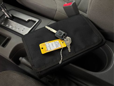 Used 2019 Nissan Frontier S image 39