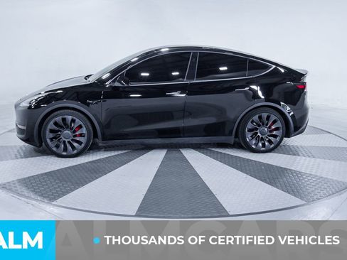 Used 2023 Tesla Model Y Performance image 4