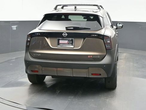 New 2026 Nissan Kicks SR w/ Cold Weather Package AWD/4WD image 5