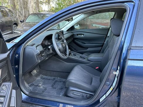 Used 2024 Honda Accord EX image 10