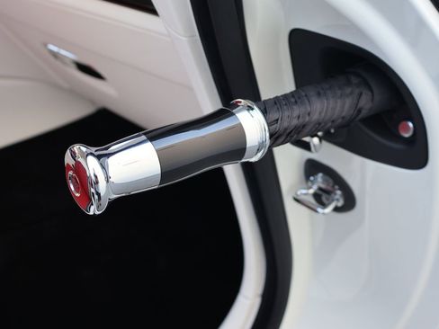 New 2026 Rolls-Royce Spectre image 22