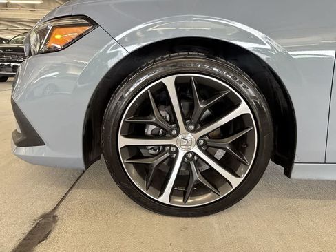 Used 2024 Honda Civic Touring image 10