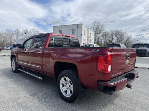 Used 2018 Chevrolet Silverado 1500 LTZ Z71 image 11