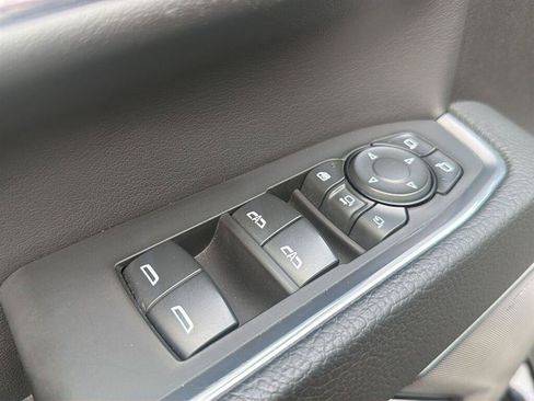Used 2024 GMC Sierra 3500 Denali AWD/4WD image 10