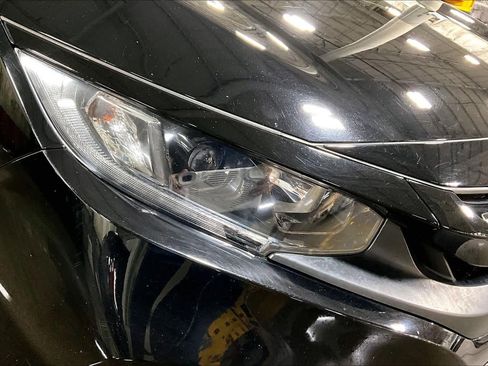 Used 2021 Honda Civic EX image 28