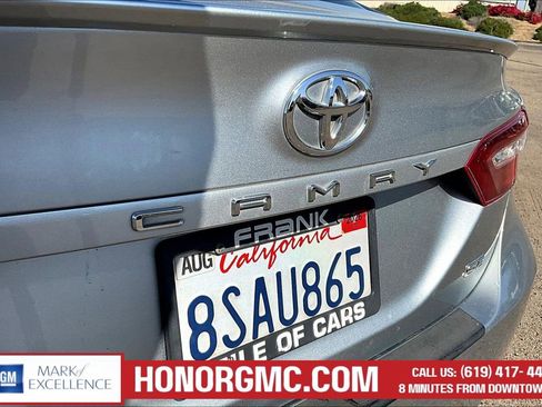 Used 2020 Toyota Camry SE w/ Convenience Package FWD image 21