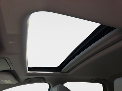 Used 2017 Honda CR-V Touring image 29