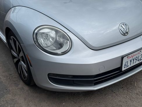 Used 2012 Volkswagen Beetle 2.5 FWD image 12