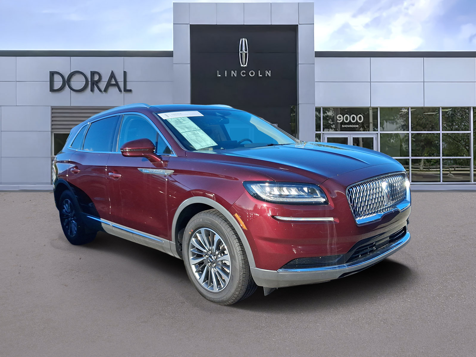 Certified 2022 Lincoln Nautilus FWD w/ Premium Package image 1