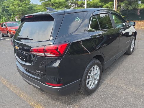 Used 2024 Chevrolet Equinox LT AWD/4WD image 3