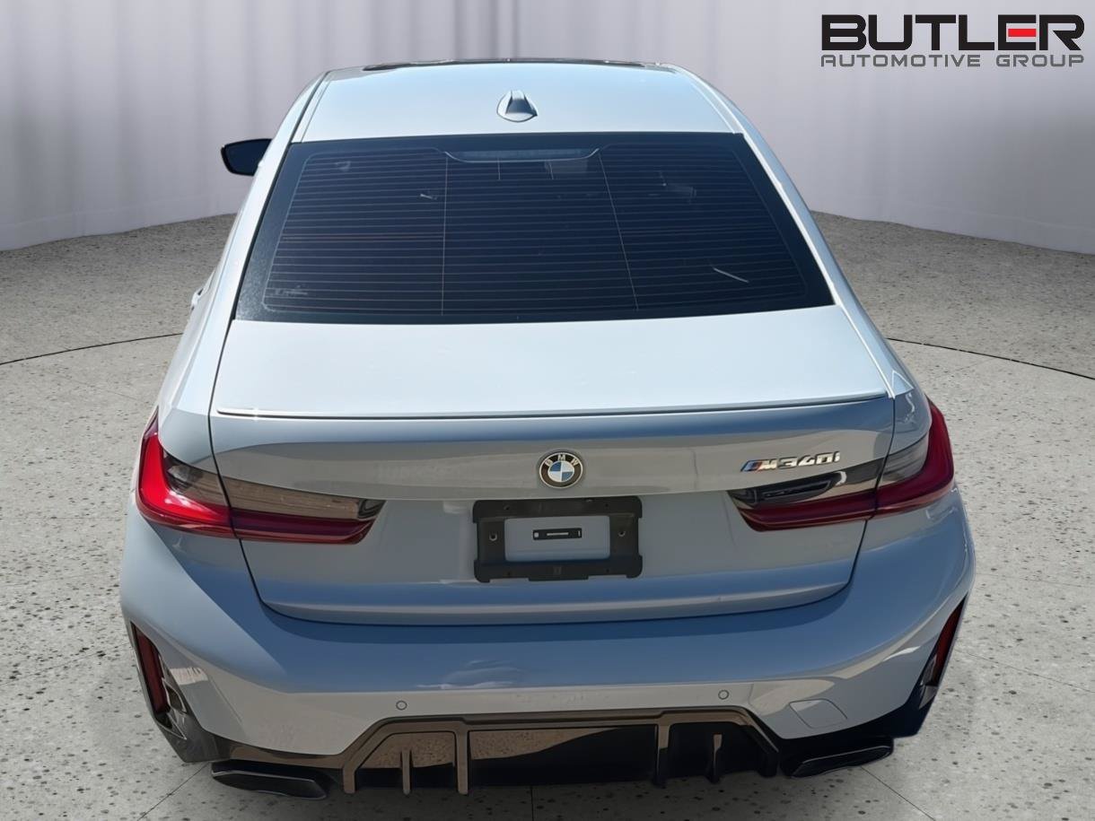 Used 2026 BMW M340i Sedan w/ Premium Package RWD image 9