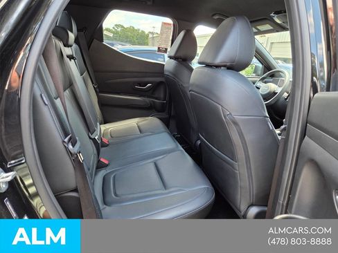 Used 2025 Hyundai Santa Cruz SEL FWD image 12