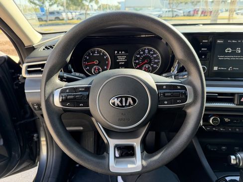 Used 2021 Kia K5 LXS image 15