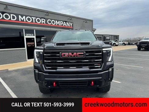 Used 2024 GMC Sierra 3500 AT4 w/ AT4 Premium Plus Package image 8