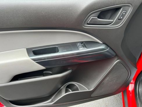 Used 2016 GMC Canyon W/T RWD image 18