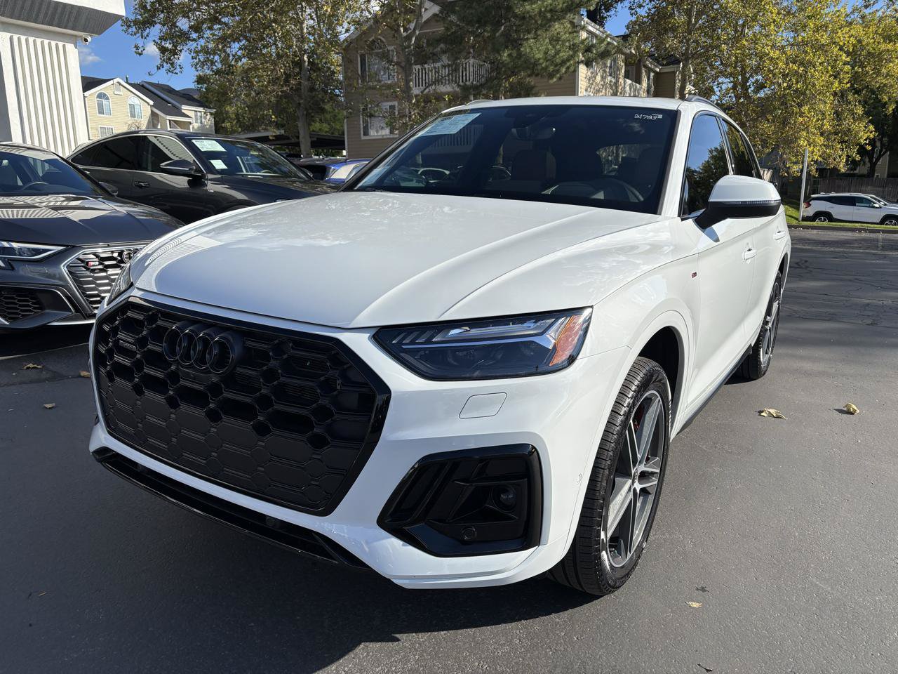 Used 2024 Audi Q5 e Prestige AWD/4WD image 18