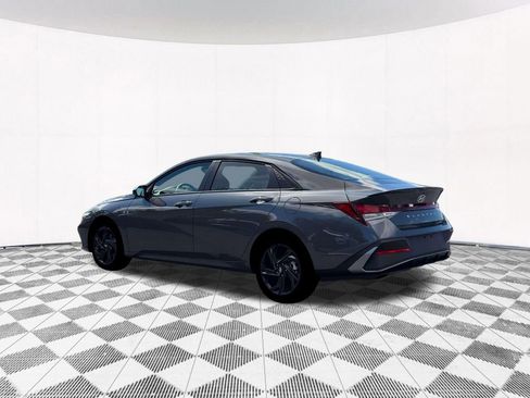 New 2026 Hyundai Elantra Sport image 7