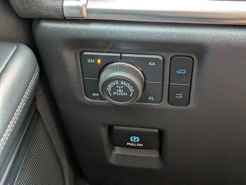 Used 2025 Ford Expedition Tremor AWD/4WD image 30