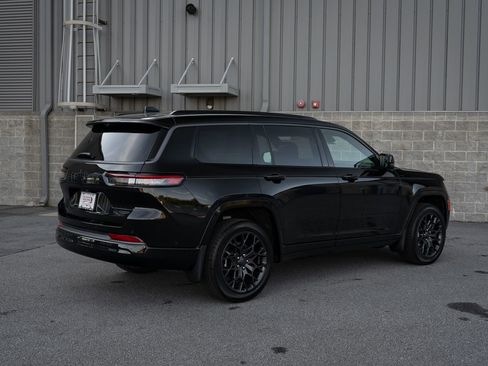 New 2026 Jeep Grand Cherokee L Summit w/ Obsidian Package image 20