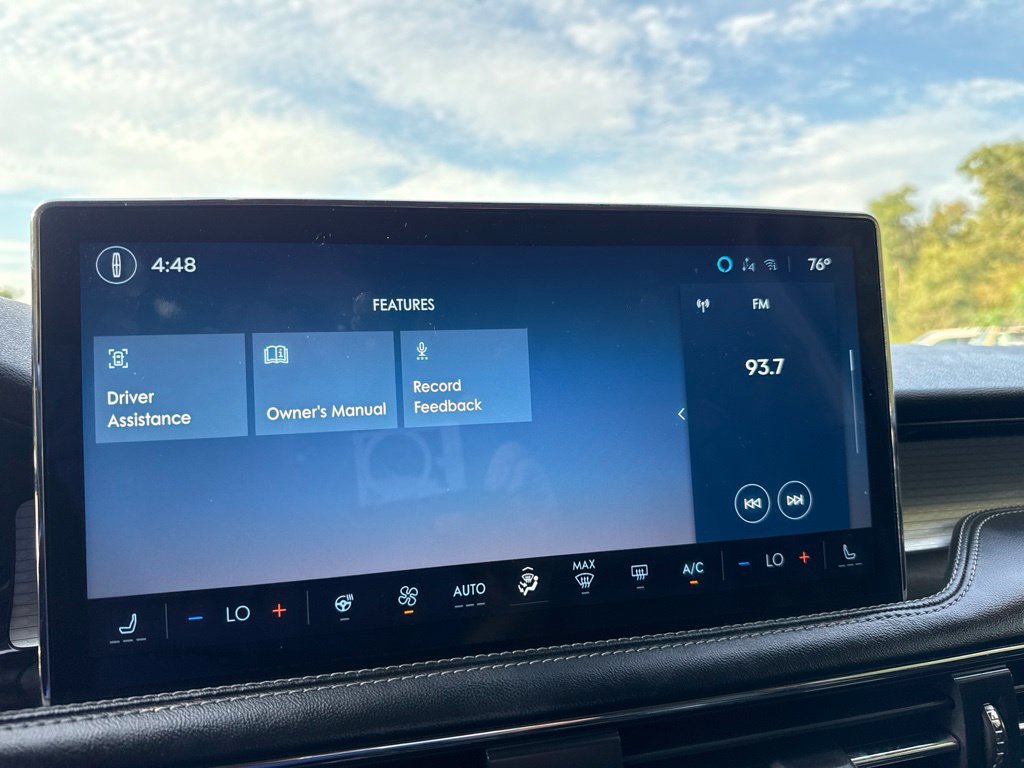 Used 2025 Lincoln Corsair AWD w/ Equipment Group 101A image 28