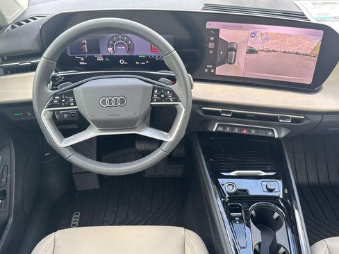 New 2026 Audi Q3 quattro 2.0T AWD/4WD image 25