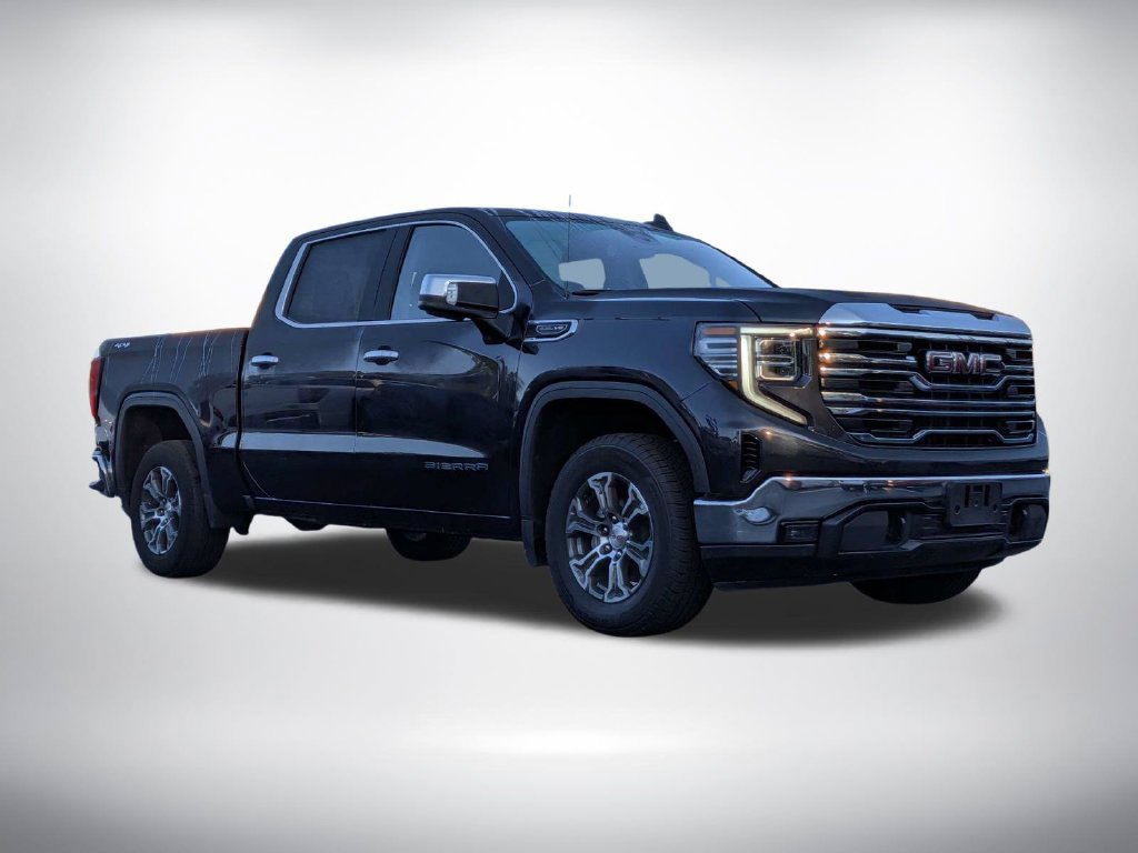 Used 2025 GMC Sierra 1500 SLT AWD/4WD image 2