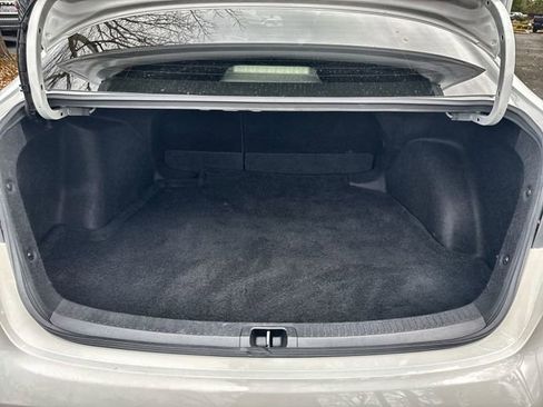 Used 2024 Toyota Corolla SE image 31