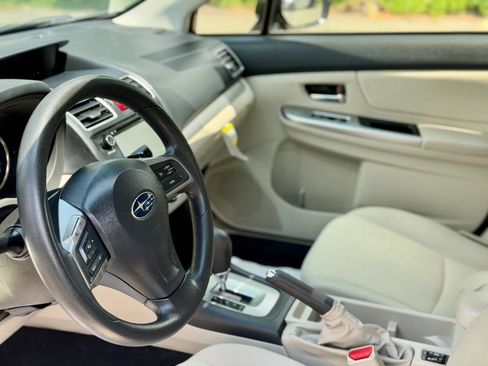 Used 2015 Subaru Impreza 2.0i Premium AWD/4WD image 9