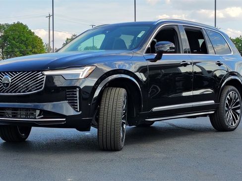 New 2026 Volvo XC90 B6 Plus w/ Protection Package Premier image 6