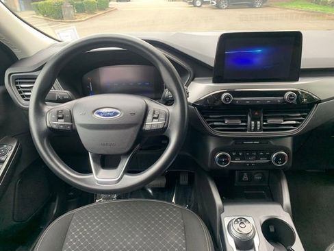 Certified 2025 Ford Escape Active AWD/4WD image 14