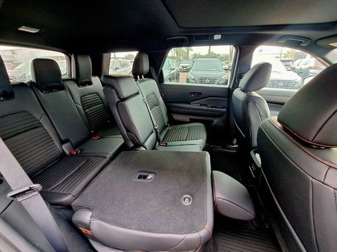New 2026 Nissan Pathfinder Rock Creek AWD/4WD image 30