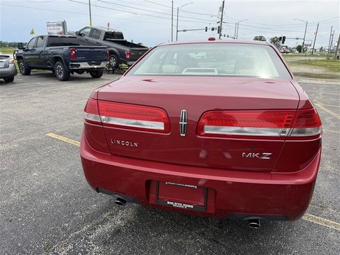 Used 2010 Lincoln MKZ FWD image 4