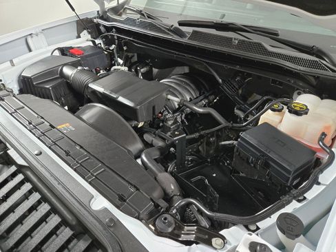 Used 2025 Chevrolet Silverado 2500 LT w/ Convenience Package image 19