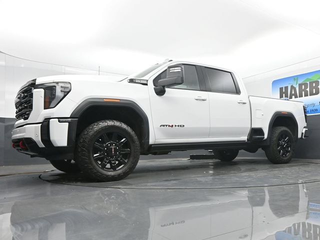 Used 2024 GMC Sierra 2500 AT4 w/ AT4 Premium Plus Package AWD/4WD image 19
