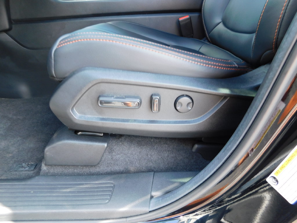 Used 2025 Honda Pilot TrailSport image 14