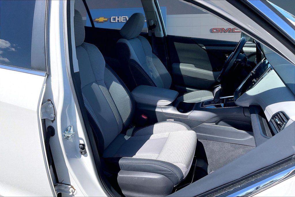 Used 2025 Subaru Outback Premium AWD/4WD image 33