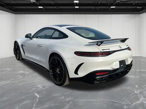 Used 2025 Mercedes-Benz AMG GT 63 image 3
