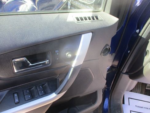 Used 2013 Ford Edge SEL FWD image 11