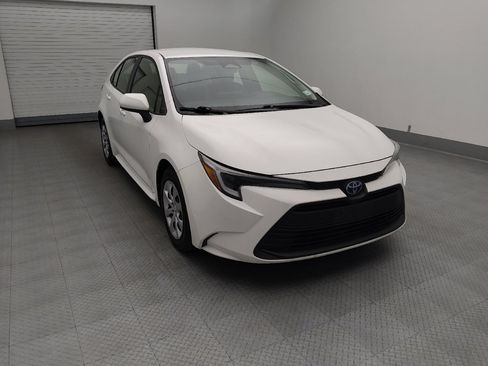 Used 2023 Toyota Corolla LE FWD image 14