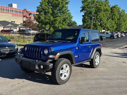Used 2020 Jeep Wrangler Sport AWD/4WD image 7