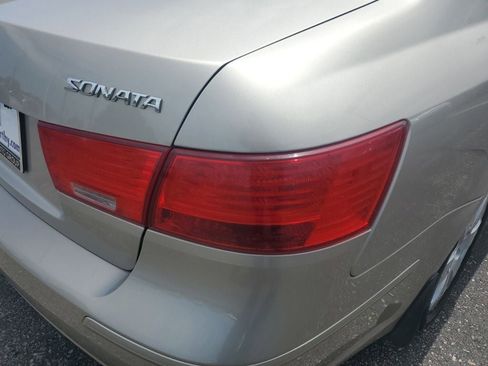 Used 2009 Hyundai Sonata GLS FWD image 10