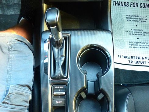 Used 2022 Honda Civic Sport image 36