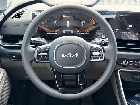 New 2026 Kia Carnival LX image 21