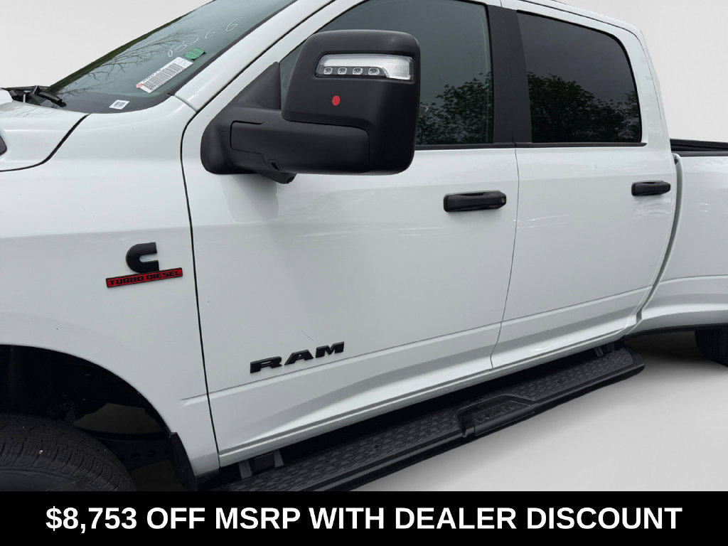 New 2026 RAM 3500 Big Horn AWD/4WD image 31