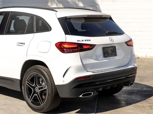Used 2026 Mercedes-Benz GLA 250 image 8
